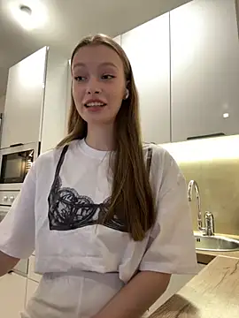 FriendlyFire 18 online show from 10.09.25