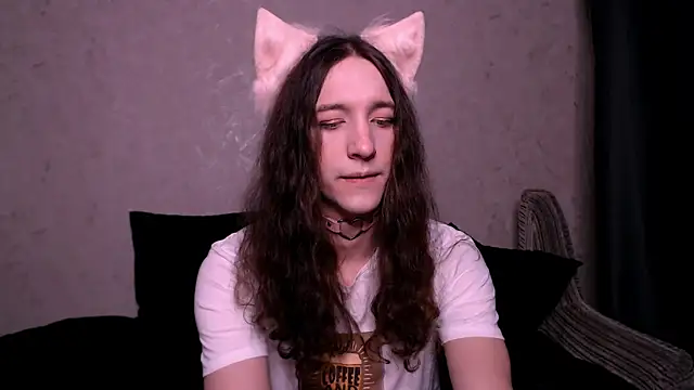 SilverMuse  online show from 10.30.25