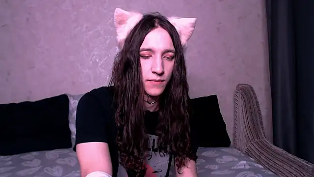 SilverMuse  online show from 11.13.25