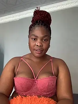 Snapshot of Hornysweetheart chatting on 03.08.26 Hornysweetheart online show from 03.08.26