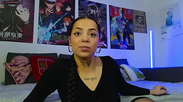KiraQuinn1 online show from 10.04.25