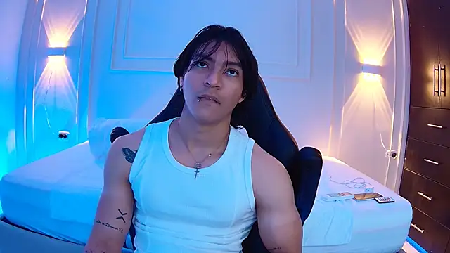 toji luxxer online show from 09.18.25