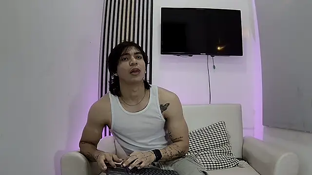 toji luxxer online show from 11.06.25