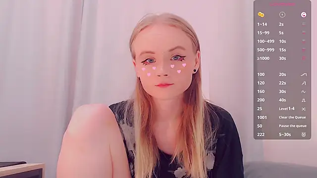 Snapshot of AliceNya_cute chatting on 06.20.26 AliceNya cute online show from 06.20.26