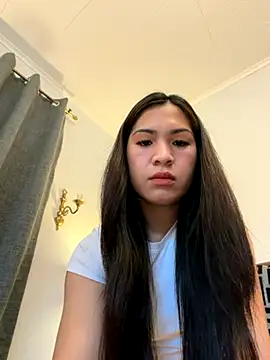 ZoeyJohnson online show from 11.25.25