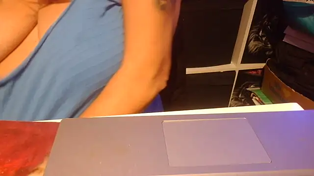 Snapshot of Milf_Lady_Frankfurt chatting on 10.03.25 Milf Lady Frankfurt online show from 10.03.25