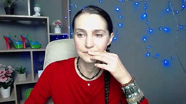 TayaFinch online show from 11.18.25