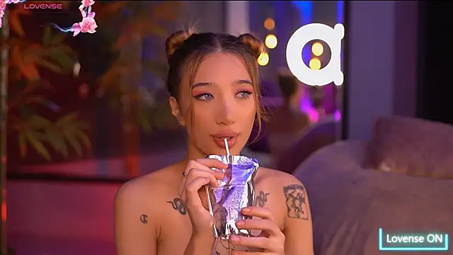 SiennaJayden online show from 10.28.25