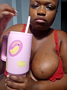 lady-zeei online show from 04.15.26