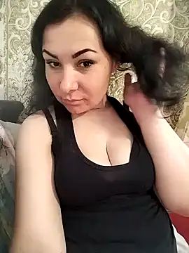 Mia24Blove online show from 04.22.26