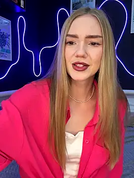 MilaMoone online show from 10.23.25