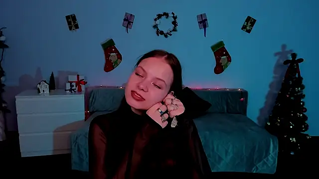 BetsyKiss online show from 12.18.25