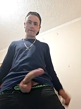 Snapshot of Bottz777 chatting on 10.28.25 Bottz777 online show from 10.28.25