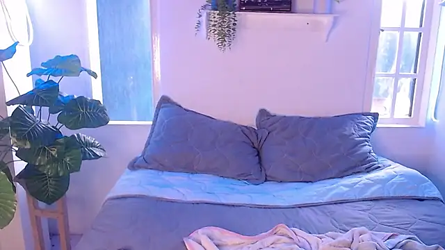 Andrea secret  online show from 04.15.26