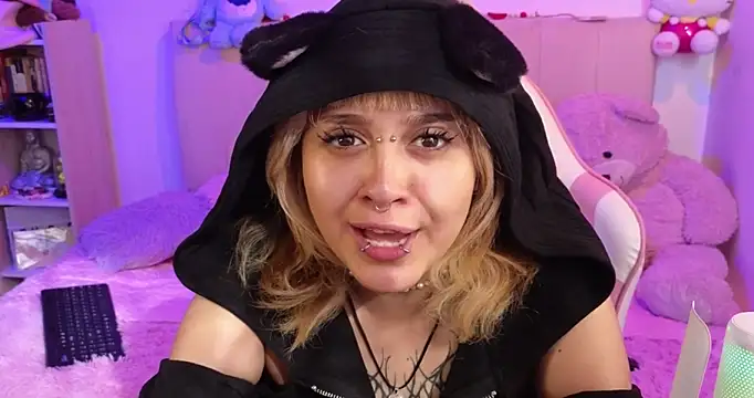 NekoWaifu online show from 03.01.26