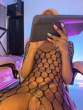 Mara royal online show from 02.12.26