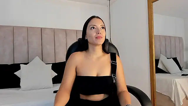 Megan-8 online show from 03.27.26