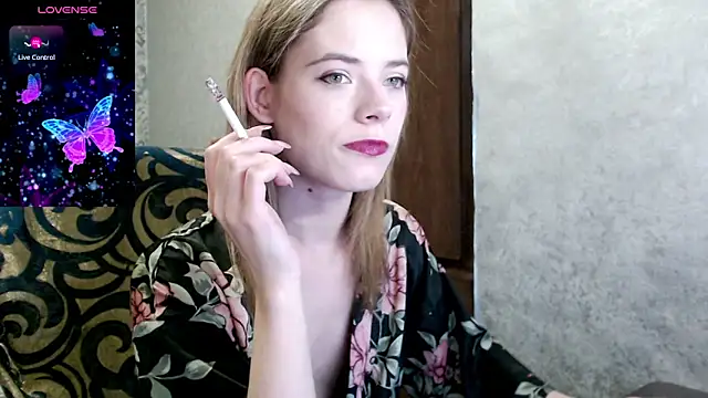 Kate  Loves online show from 11.18.25