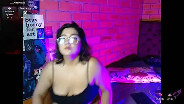 Roxy f w online show from 01.06.26