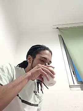 Mikaaa97 online show from 10.02.25