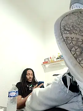 Mikaaa97 online show from 12.22.25