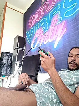 Snapshot of Mikaaa97 chatting on 02.16.26 Mikaaa97 online show from 02.16.26