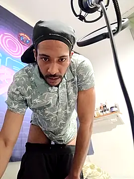 Mikaaa97 online show from 03.11.26