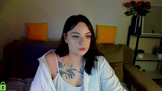 Mia R0ss online show from 09.24.25