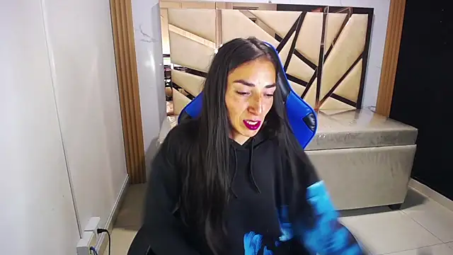 Maily a  online show from 01.11.26