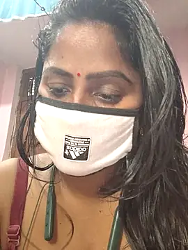 Jasmine Januja online show from 11.15.25