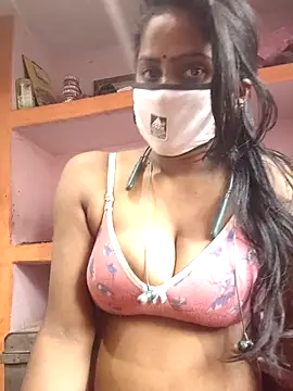 Jasmine Januja online show from 12.04.25