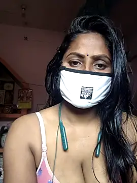 Jasmine Januja online show from 12.05.25