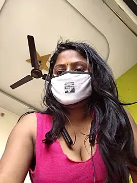 Jasmine Januja online show from 01.11.26