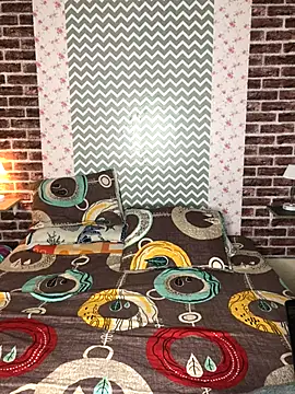 KaMila M00N online show from 10.01.25