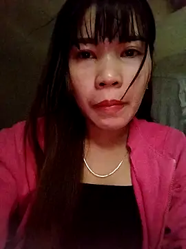 linhkem-cute online show from 11.18.25