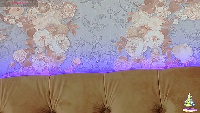 CoraVex online show from 12.22.25