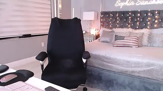 theofficialsophiasanchez online show from 05.17.26