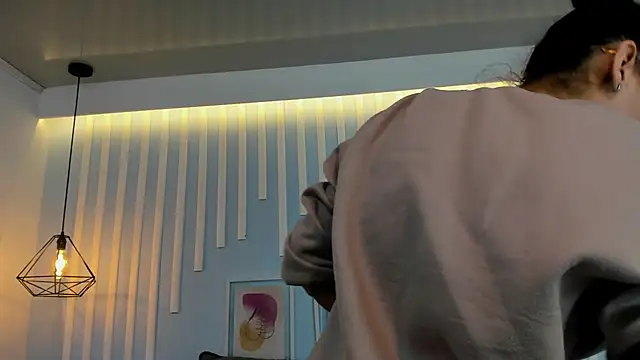 SweetStarr  online show from 10.16.25