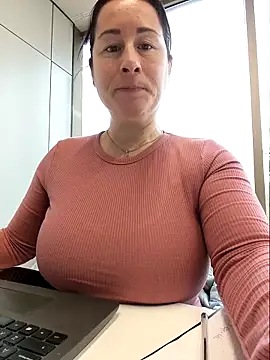 bichota85 online show from 02.09.26