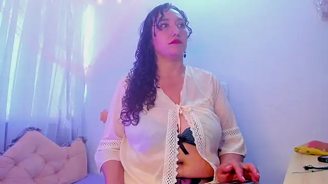 Snapshot of sharlot_montalvo_ chatting on 11.06.25 sharlot montalvo online show from 11.06.25