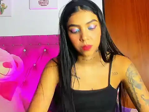 Snapshot of dahiiangomezz chatting on 09.27.25 dahiiangomezz online show from 09.27.25