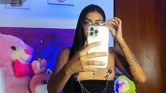 Snapshot of dahiiangomezz chatting on 10.01.25 dahiiangomezz online show from 10.01.25