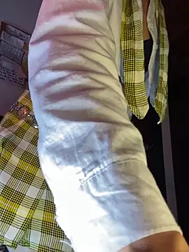 Snapshot of Nymphel1Moth chatting on 09.20.25 Nymphel1Moth online show from 09.20.25