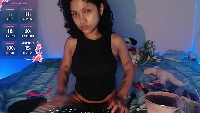 Snapshot of Cataleya_naz chatting on 10.22.25 Cataleya naz online show from 10.22.25
