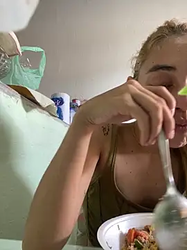 loirinhaaa online show from 03.03.26