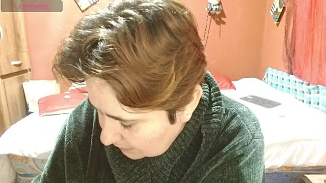 Sasharosee2 online show from 10.29.25