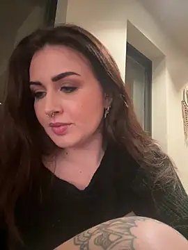 Snapshot of Kristyoff chatting on 03.18.26 Kristyoff online show from 03.18.26