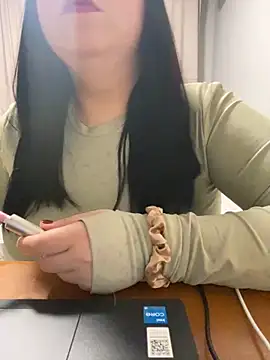 Snapshot of Ellainaaa chatting on 10.12.25 Ellainaaa online show from 10.12.25