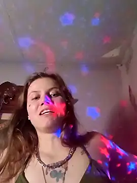 Snapshot of cicithtbitch chatting on 12.03.25 cicithtbitch online show from 12.03.25