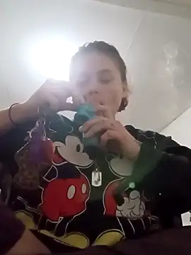 Snapshot of cicithtbitch chatting on 12.18.25 cicithtbitch online show from 12.18.25